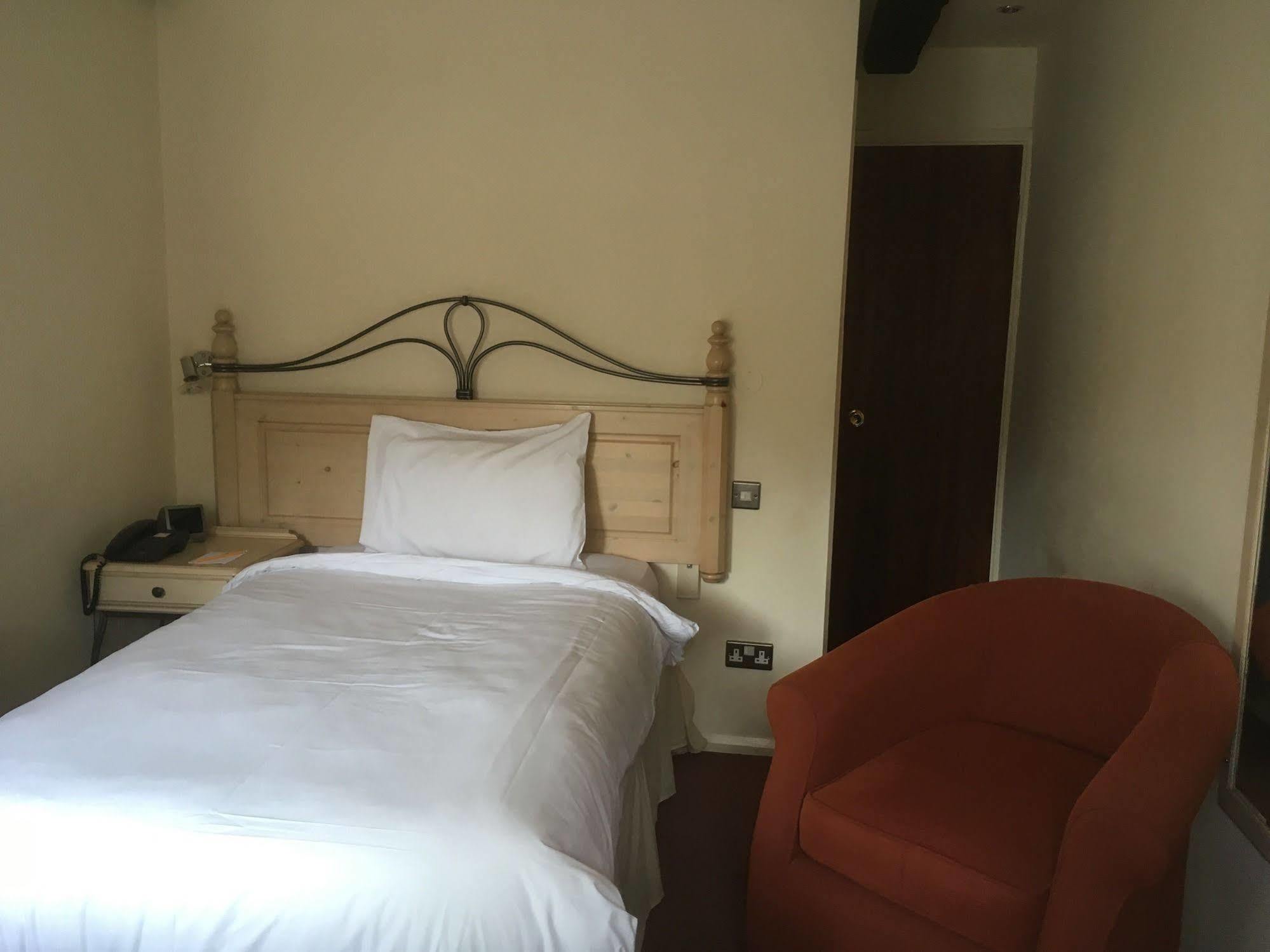 The Jersey Arms, Sure Collection By Best Western Bicester Bagian luar foto